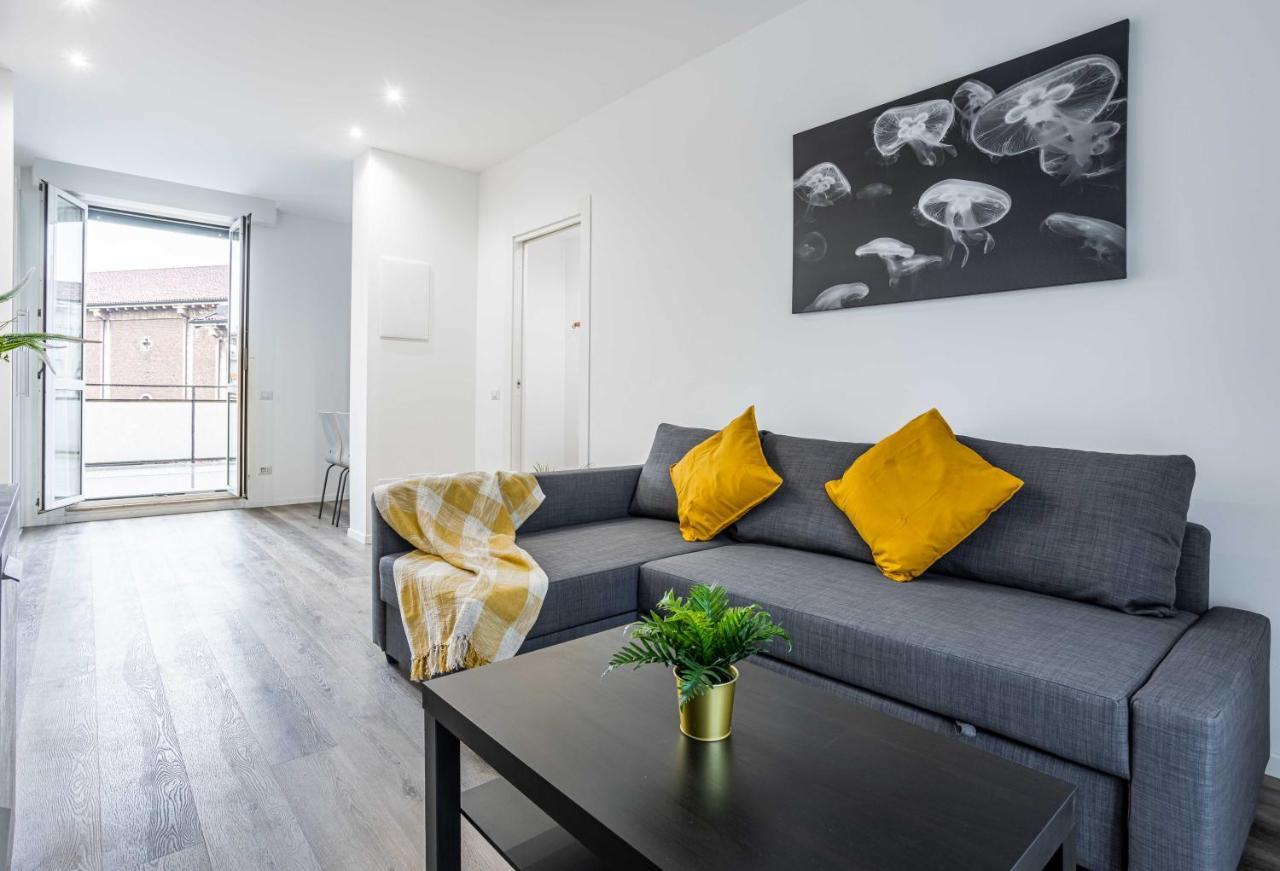 2 Bedrooms Apt With Terrace - Nolo Area Via Varanini Mailand Exterior foto